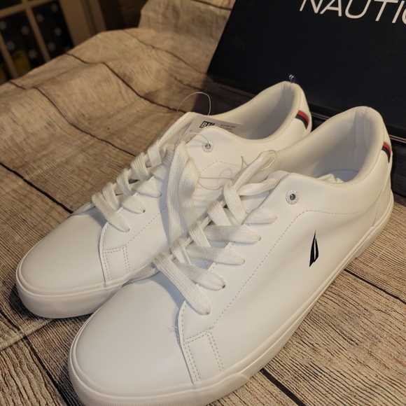 Mens Nautica shoes size 12 main image 5